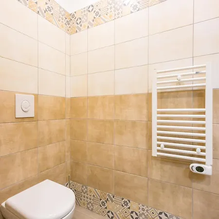 Urban Retreat 76 * Napoli